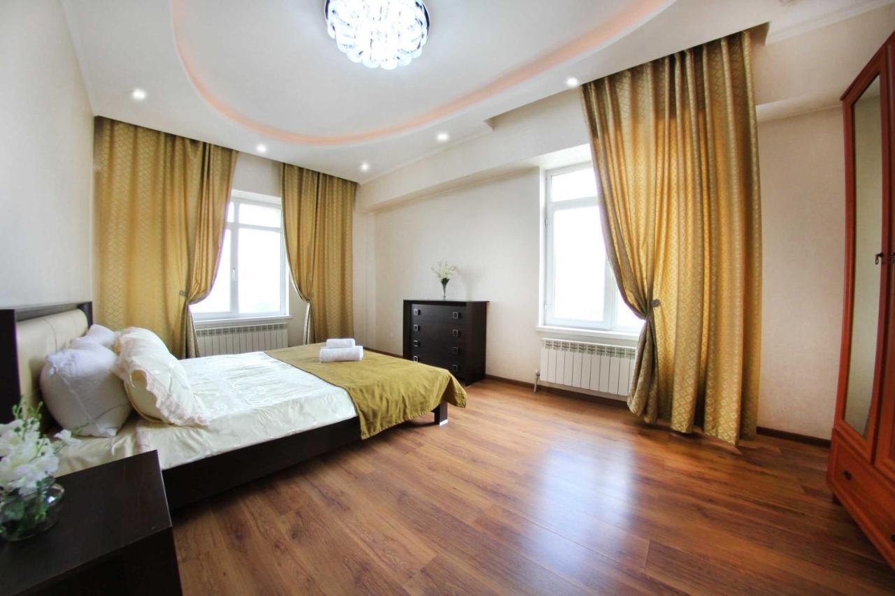 Razmestim В Жк Дуэт Almatî Exterior foto